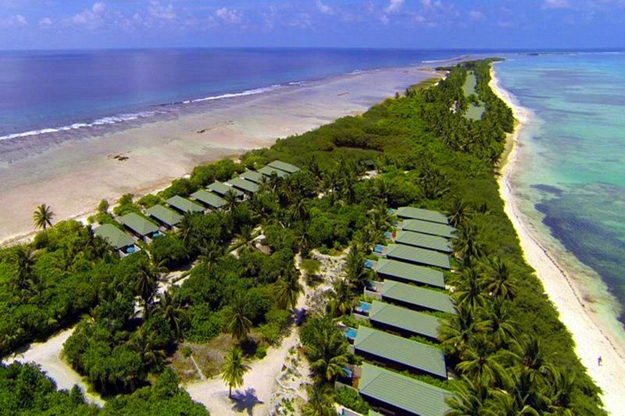 HOTEL CANAREEF RESORT MALDIVES MEEDHOO ADDU 4 Maldives from